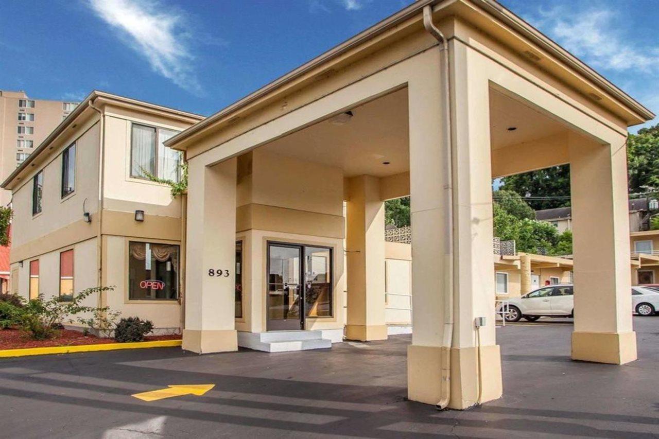 Rodeway Inn Nashville Airport Buitenkant foto