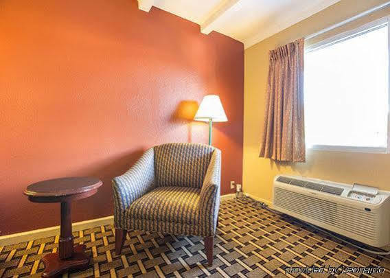 Rodeway Inn Nashville Airport Buitenkant foto